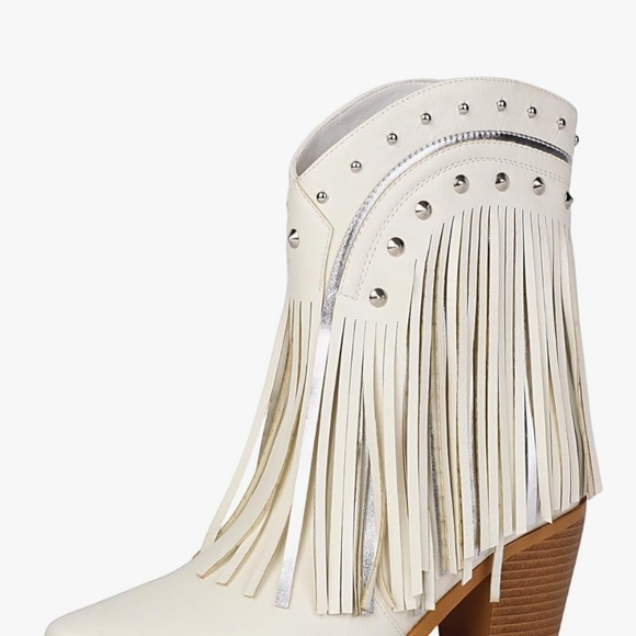 Fringed Cream Women's Boots - Picture 6 of 9